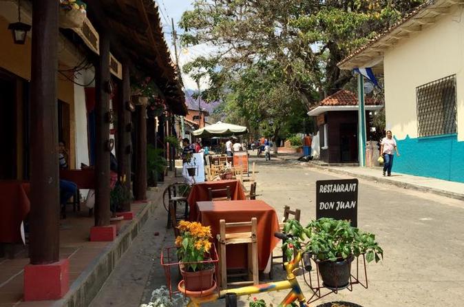 Valle de Angeles Tour